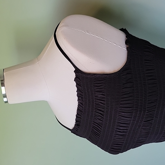 H&M Black Fitted Midi Dress - Picture 6 of 9